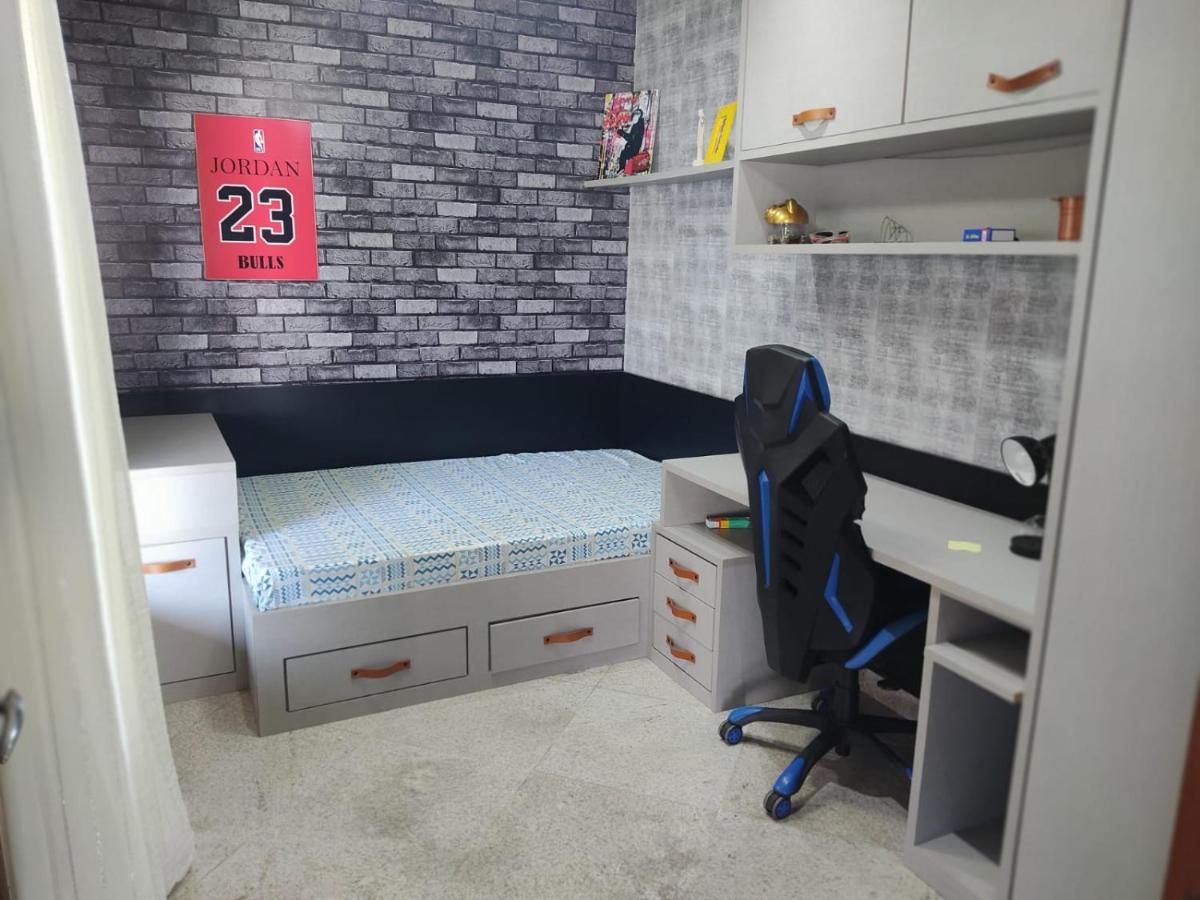 Linda Casa Com Piscina Em Interlagos Vila Velha Es Villa Dış mekan fotoğraf